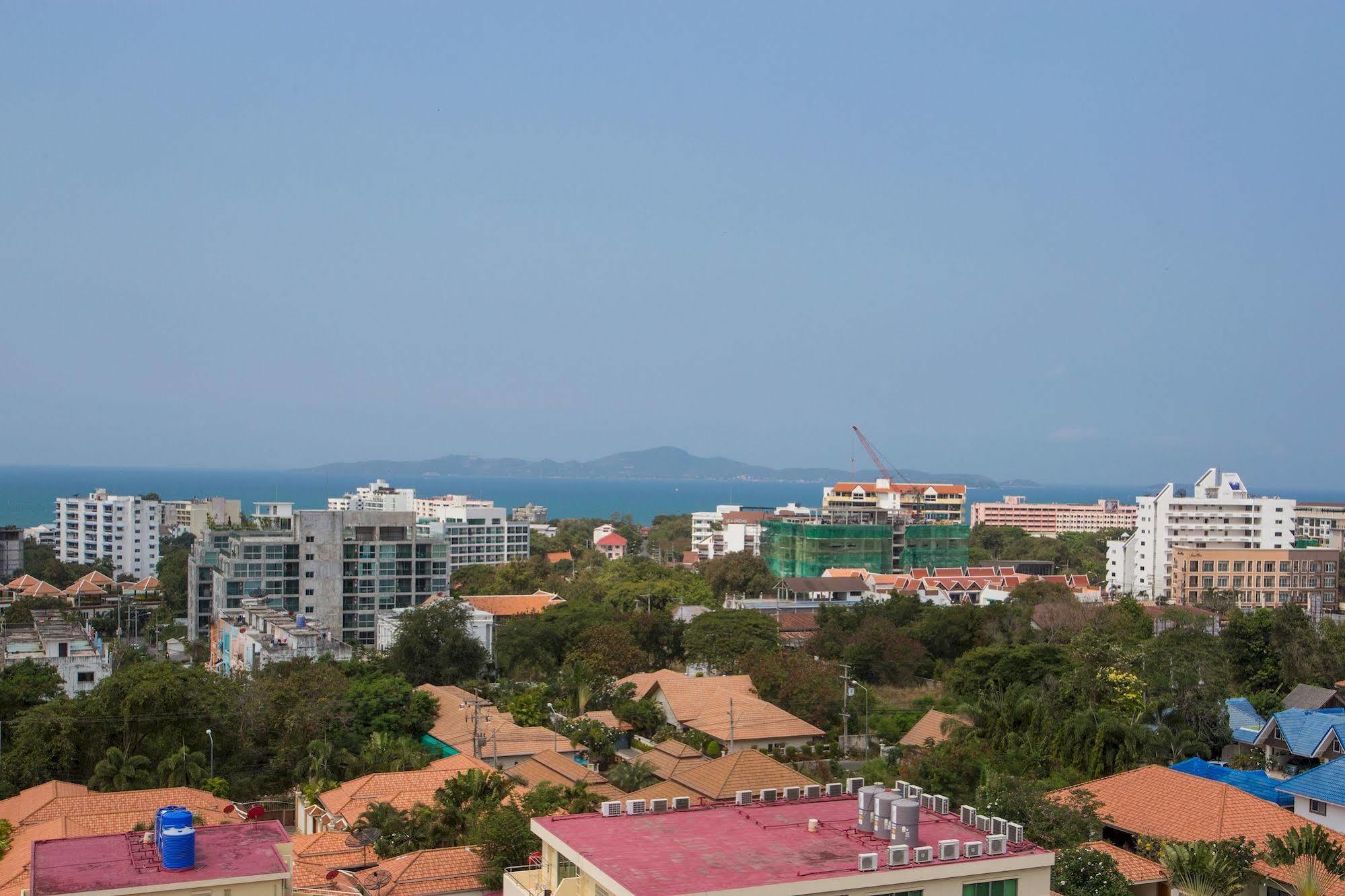 South Beach Pattaya Praia de Jomtien Exterior foto